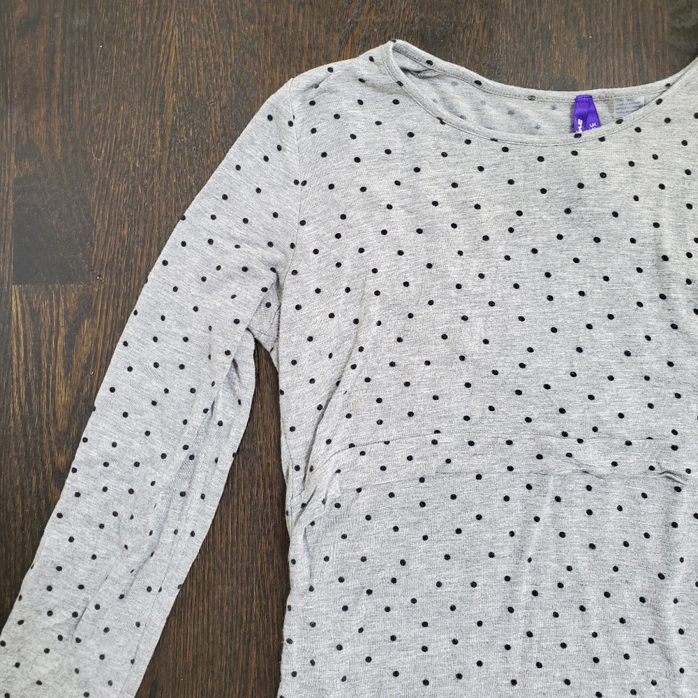 2 long sleeve maternity/nursing tops